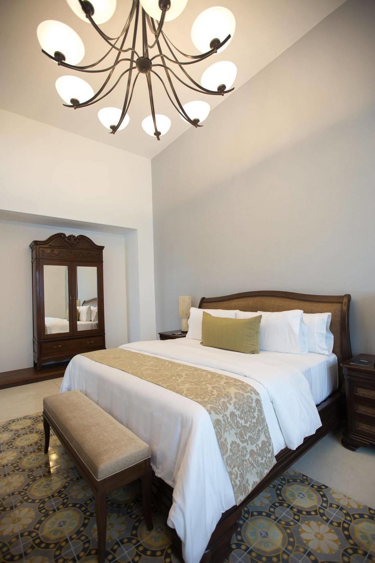 Delfina Boutique Hotel เมริดา ภายนอก รูปภาพ