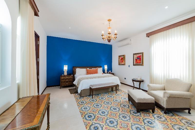 Delfina Boutique Hotel เมริดา ภายนอก รูปภาพ