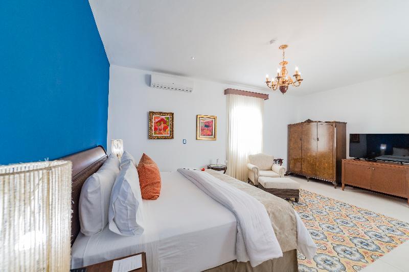 Delfina Boutique Hotel เมริดา ภายนอก รูปภาพ